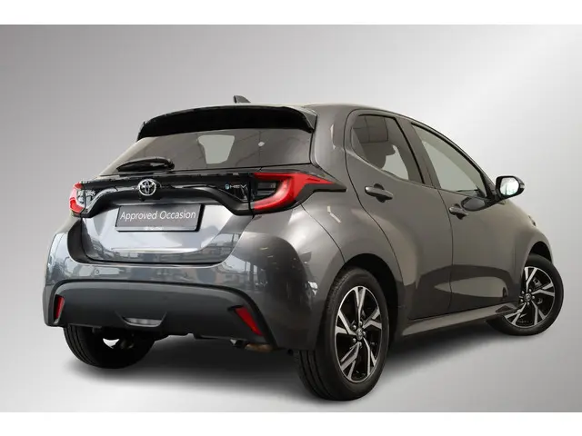 Toyota Yaris 1.5 Hybrid 115 Dynamic, Parkeersensoren