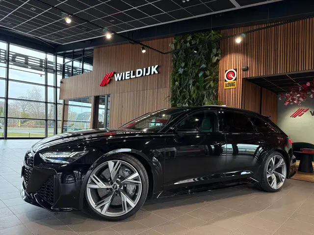 Audi RS 6 Avant 4.0 TFSI quattro Keramisch Pano Dynamic + Carbon 360