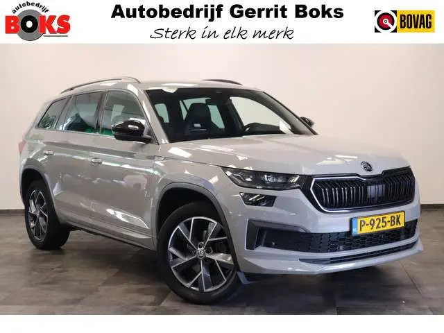 ŠKODA Kodiaq 1.5 TSI Sportline Business 7p. Lederen bekleding Trekhaak 19''LM NAP