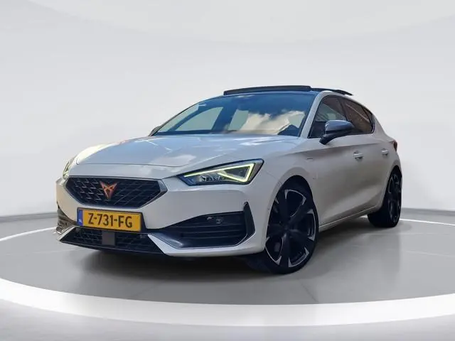 CUPRA Leon 1.4 e-Hybrid VZ Copper Edition |SOH 93% |PANO|ADAPTIVE|KUIPSTOELEN|MATRIX|KEYLESS| 18834...
