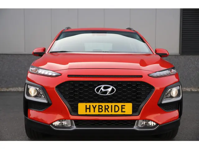 Hyundai Kona 1.6 GDI Hybrid/*Sunset Orange*/Cruise/Carplay/Trekhaak/Autom.