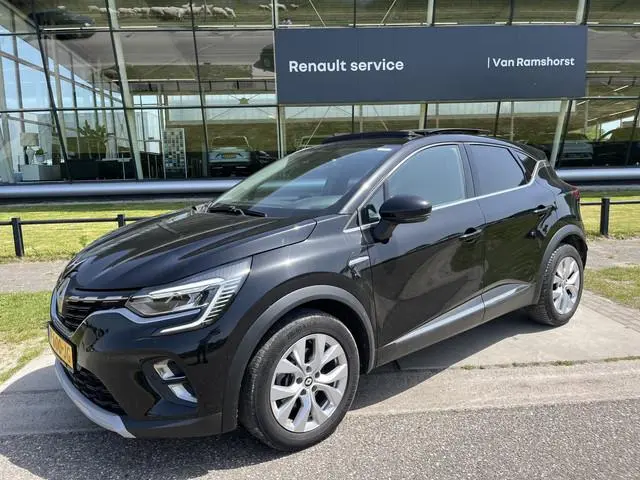Renault Captur 1.6 E-Tech Hybrid 145PK Intens / Trekhaak / Groot scherm / Open-Dak / Camera / Apple...