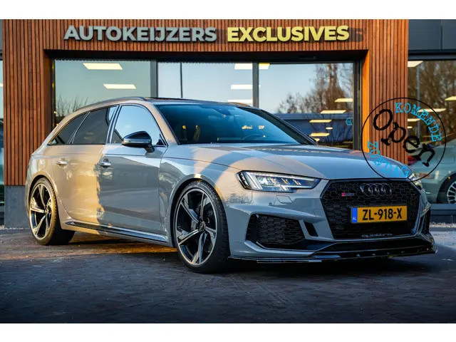 Audi A4 Avant 2.9 TFSI RS 4 quattro Panoramadak Keramisch B&O Leer Cruise Camera CarPlay RS4