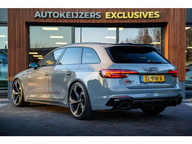 Audi RS4