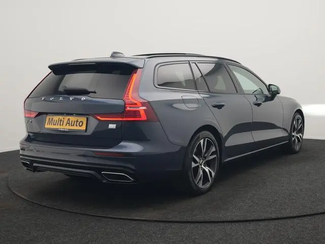Volvo V60 T6 Recharge AWD R-Design PHEV 340pk Dealer O.H | Trekhaak Af Fabriek | Panodak | Harman /...