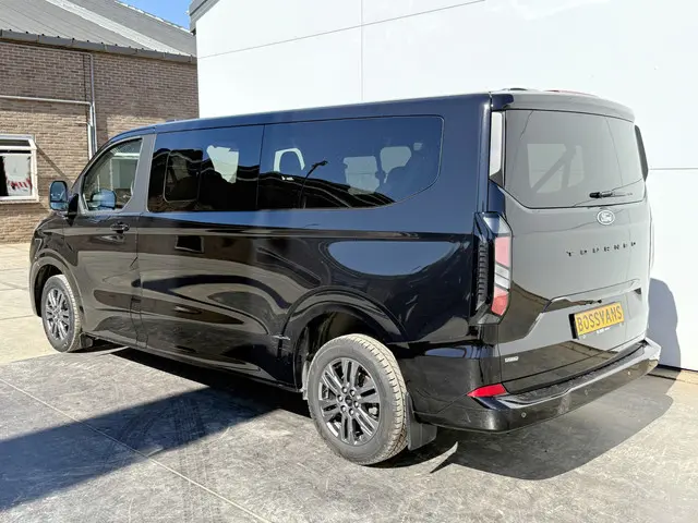 Ford Tourneo