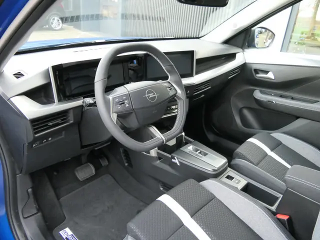 Opel Frontera 1.2 Turbo Hybrid GS Automaat  | 7 stoelen