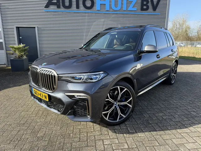 BMW X7 M50i High Executive M Sport Executive Drive Pro 7-Zits Skylounge Laser Licht 22 Inch Stoelven...