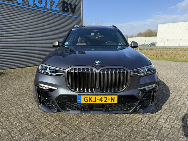 BMW X7 M50i High Executive M Sport Executive Drive Pro 7-Zits Skylounge Laser Licht 22 Inch Stoelven...