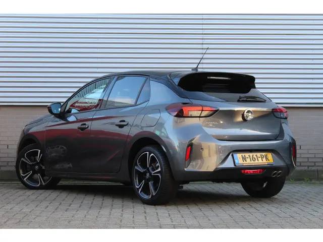 Opel Corsa 1.2 131PK GS Line | Leder | BLIS | Massage | Camera | Adaptieve Cruise | Matrix