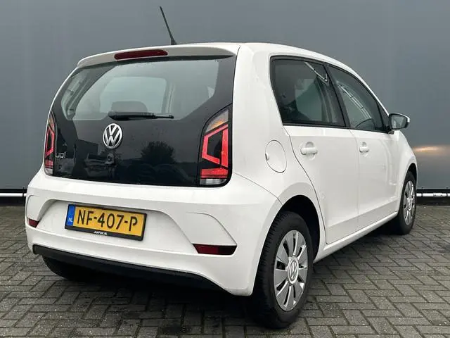 Volkswagen Up! BJR 2017 1.0 60 PK BMT move up! 5-DEURS | AIRCO | TELEFONIE | ELEK. PAKKET