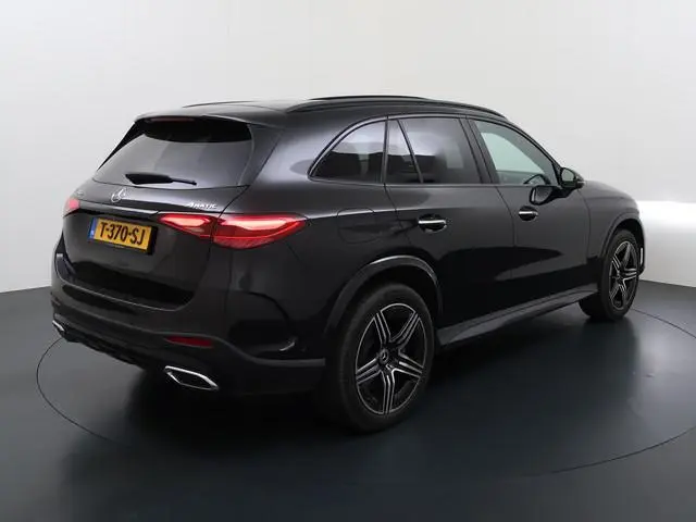 Mercedes-Benz GLC-klasse GLC 300 e 4MATIC AMG Line Night | Panorama Keyless Rijassistentie Leder