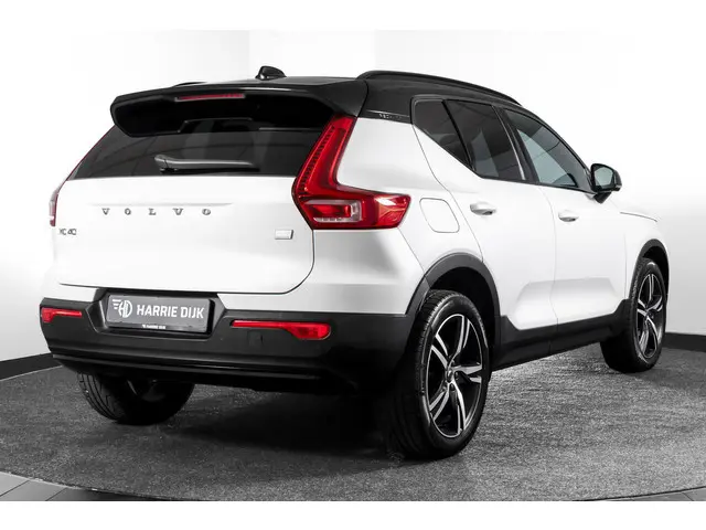 Volvo XC40 1.5 T4 Recharge R-Design | Dig. Cockpit | Elek. Klep | Cruise | PDC | NAV+App. Connect |...