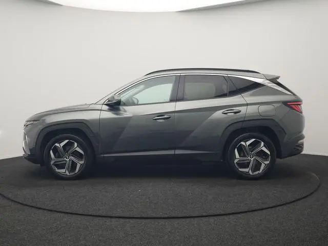 Hyundai Tucson 1.6 T-GDI Comfort 4WD PHEV 265pk Dealer O.H. | Adaptive Cruise | Trekhaak Afn. |  Cam...