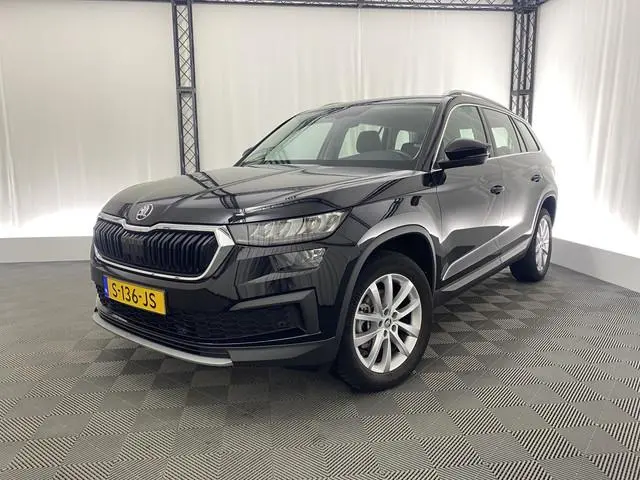 ŠKODA Kodiaq 1.5 TSI Business Edition Automaat 7. Persoons | Apple Carplay | Navi | Camera | Draadlo...