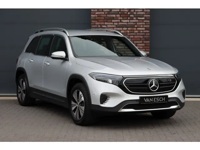 Mercedes-Benz EQB 300 4MATIC Luxury Line 67 kWh | Dodehoekassistent | Camera | Vario-achterbank | Ap...