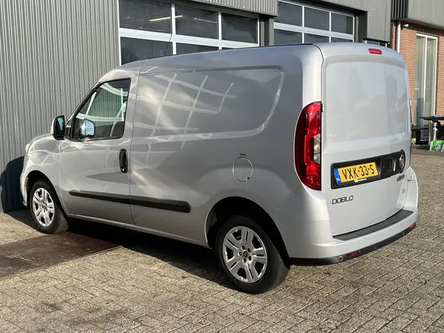 Fiat Doblò Cargo 1.3 MJ L1H1 SX 20x op voorraad Btw en Bpm vrij Airco Cruise controle Navigatie Tuss...