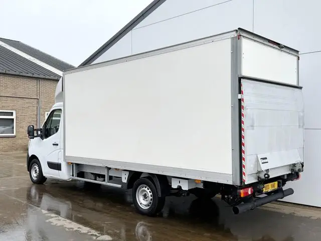 Renault Master 2.3 DCI 145PK Laadklep Bakwagen LED Airco Cruise Control Meubelbak Koffer