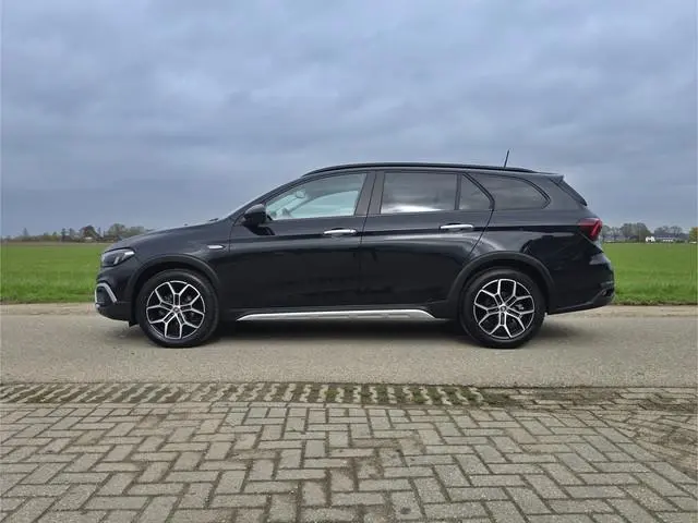 Fiat Tipo 1.5 Hybrid City - AUTOMAAT - 130 Pk - Euro 6 - Navi - ParkeerCamera