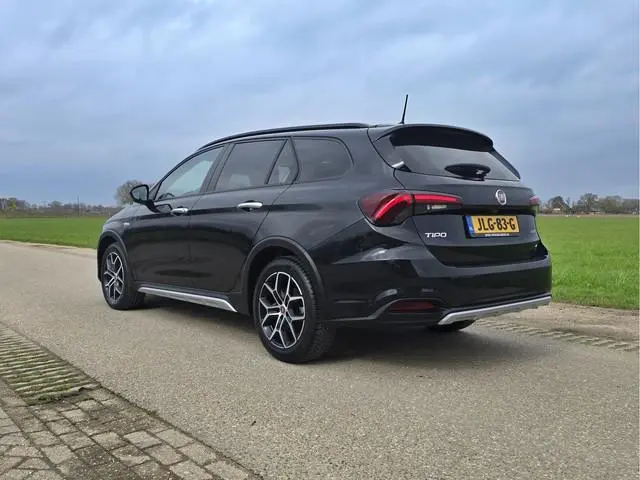 Fiat Tipo 1.5 Hybrid City - AUTOMAAT - 130 Pk - Euro 6 - Navi - ParkeerCamera