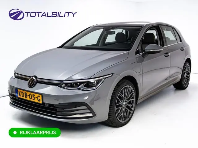 Volkswagen Golf 1.4 eHybrid Style | Standkachel | Stuur-, Stoel- & Achterbankverw. | Adap. Cruise |...