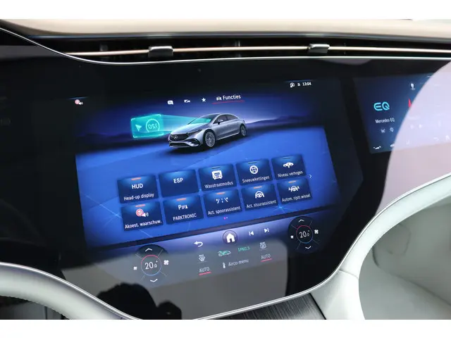 Mercedes-Benz EQS