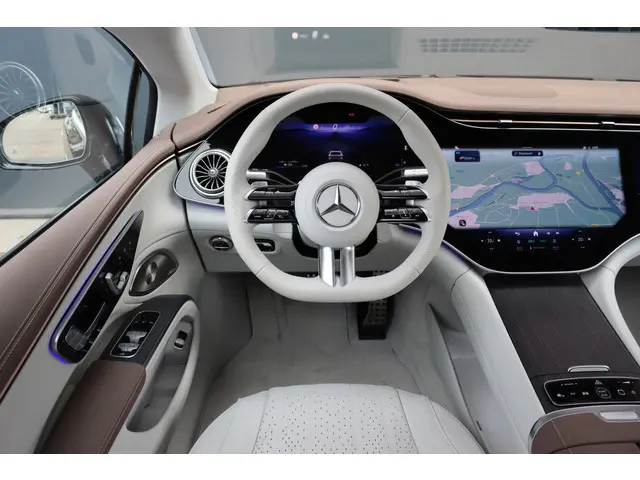 Mercedes-Benz EQS