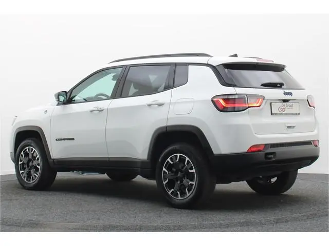 Jeep Compass 4xe 240 Plug-in Hybrid Electric Trailhawk Panoramadak, Leer, Camera, ACC, Apple Carplay...