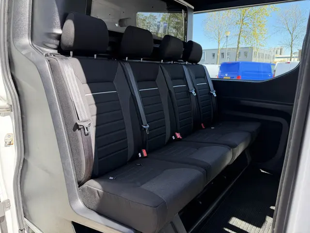 Iveco Daily 35S14V 2.3 automaat 410 L4H2 DC 6 persoons / vaste prijs rijklaar € 29.950 ex btw / idea...