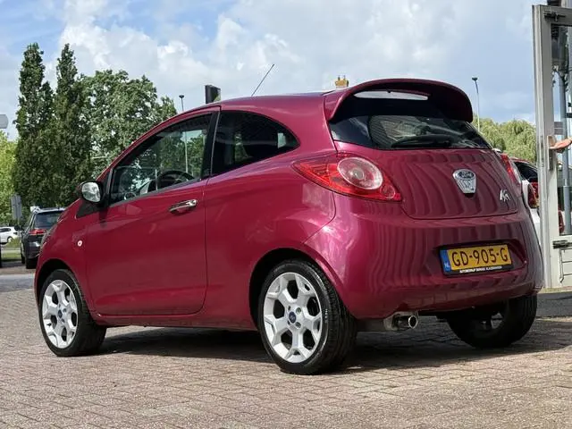 Ford Ka 1.2 Titanium X | 12 MAAND BOVAG GARANTIE | AIRCO | LICHTMETAAL |