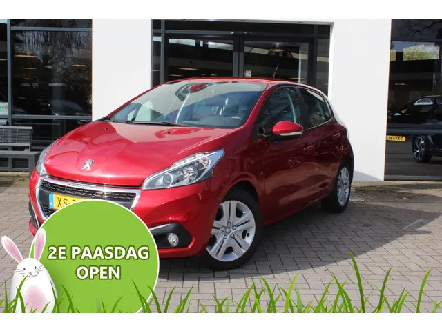 Peugeot 208 1.2 PureTech Signature Automaat