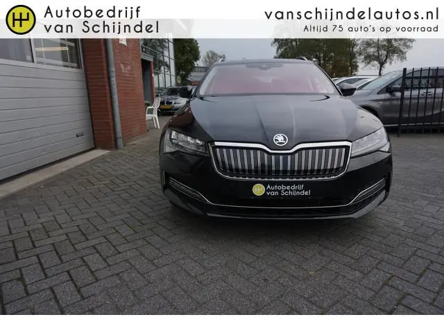 ŠKODA Superb 1.4 TSI IV STYLE BUSINESS EDITION LUXE DEALER ONDERHOUDEN DEC 2020 PANORAMADAK FULL LED...