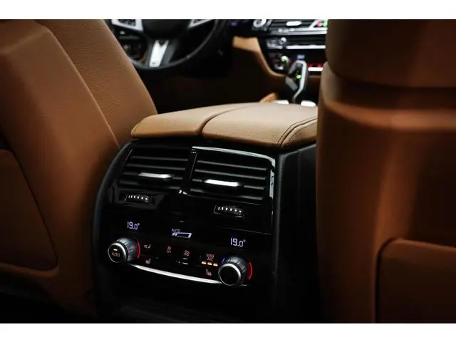 BMW 5-serie Touring 540i xDrive High Executive | LASER LED | HEAD UP | PANORAMADAK | 360 CAMERA | TR...