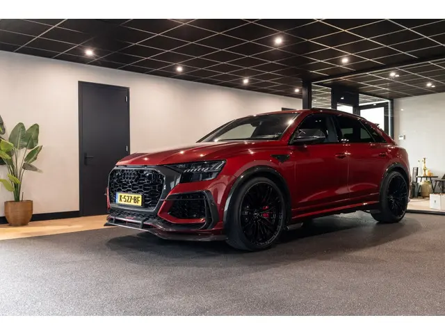 Audi RSQ8