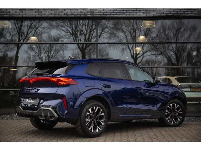 CUPRA Terramar 1.5 eTSI Business ,  Adaptive cruise, Carplay, Stuur/stoelverwarming,