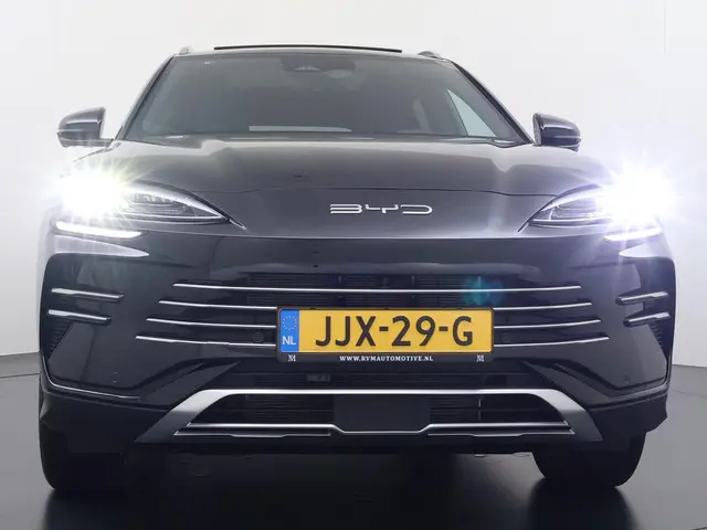 BYD SEAL U 1.5 DM-i FWD Boost VAN: €40.900,- VOOR: €35.440,- UW EINDEJAARSVOORDEEL: €5.460,- | NIEUWE AUTO 1E REG. 29-08-2025 | 6JR. BYD VOLLEDIGE FABR. GARANTIE | RIJKLAARPRIJS| BOMVOL OPTIES!|