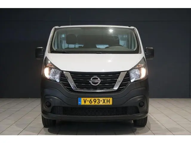 Nissan NV300
