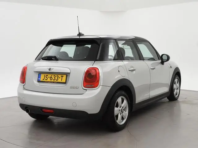 MINI 5-Deurs 1.5 COOPER 136 PK 5-DEURS + STOELVERWARMING | CRUISE CONTROL | BLUETOOTH AUDIO