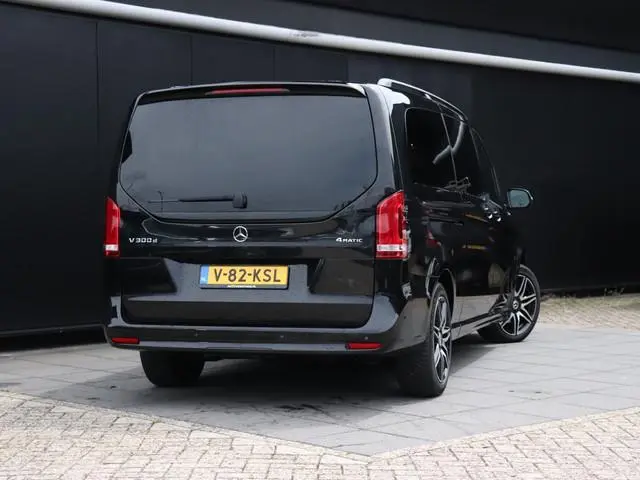 Mercedes-Benz V-klasse 300d 4-MATIC Extra Lang DC Avantgarde Edition | 5 PERS. | LEDER | CAMERA | EL...