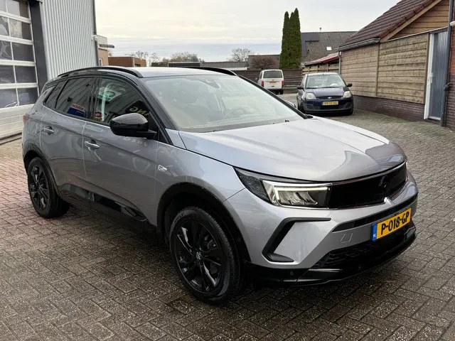 Opel Grandland