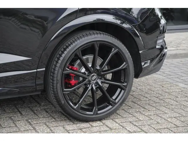 Audi RSQ3