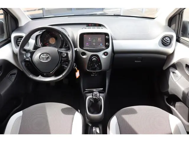 Toyota Aygo 1.0 VVT-i X-Play, Navi, Airco