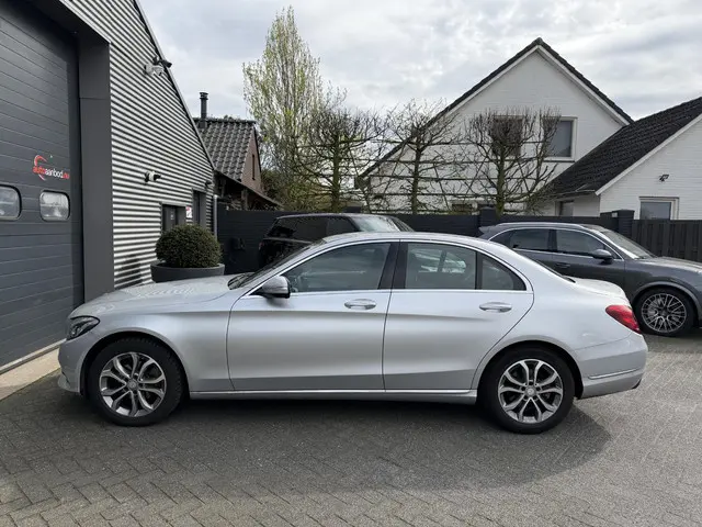 Mercedes-Benz C-Klasse