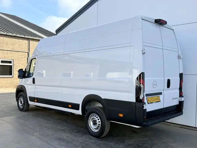 Opel Movano Electric 110kWh 270PK L3H3 420km WLTP BEV Elektrisch Snelladen Adaptive Cruise Control C...