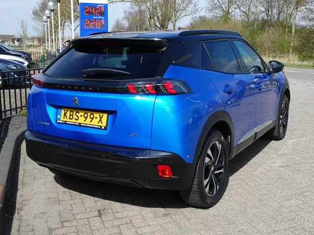 Peugeot e-2008 EV GT 50 kWh H-LEER | NAVI | CAMERA | ECC | CRUISE