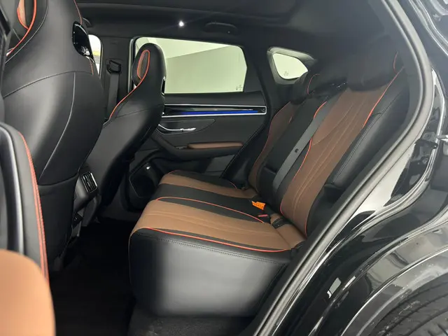 BYD SEAL U