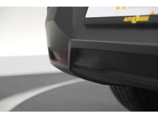 Peugeot e-3008