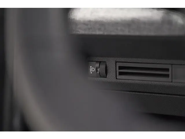 Peugeot e-3008