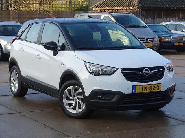 Opel Crossland X