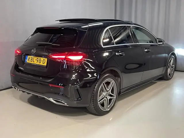 Mercedes-Benz A-klasse 250 e AMG Line 18"/Panoramadak/Head-up/Memory l+r/Stoel + stuurverwarming/Mat...